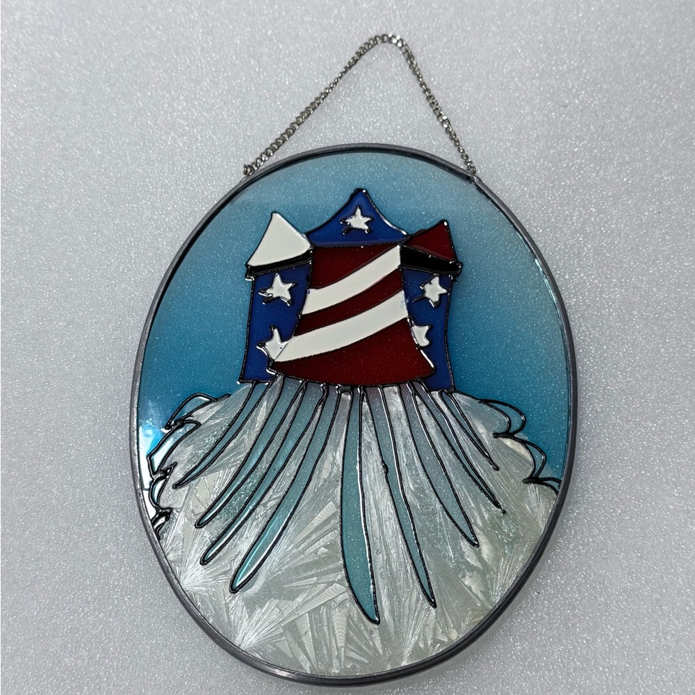 Two Patriotic Glass Decorations - Picture 6 of 8